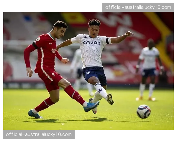 维拉剩余赛程强敌环伺 双线作战考验阵容深度 维拉剩余赛程强敌环伺 双线作战考验阵容深度